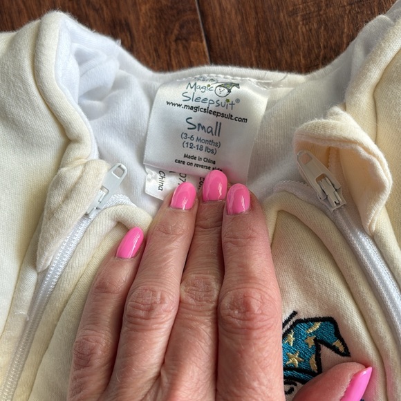 Baby Merlin’s Magic Sleepsuit, size S - Picture 2 of 4